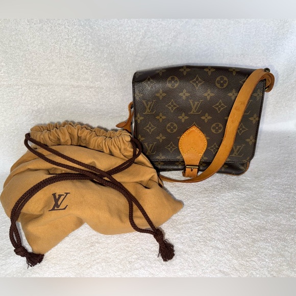 LOUIS VUITTON VINTAGE CARTOUCHIERE MM with dust bag… - Picture 2 of 16
